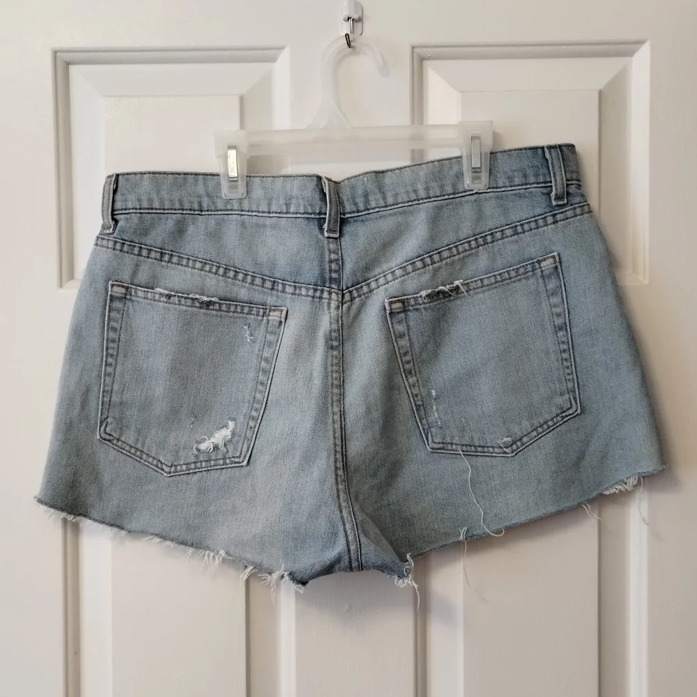 Reformation distressed shorts - Picture 9 of 12